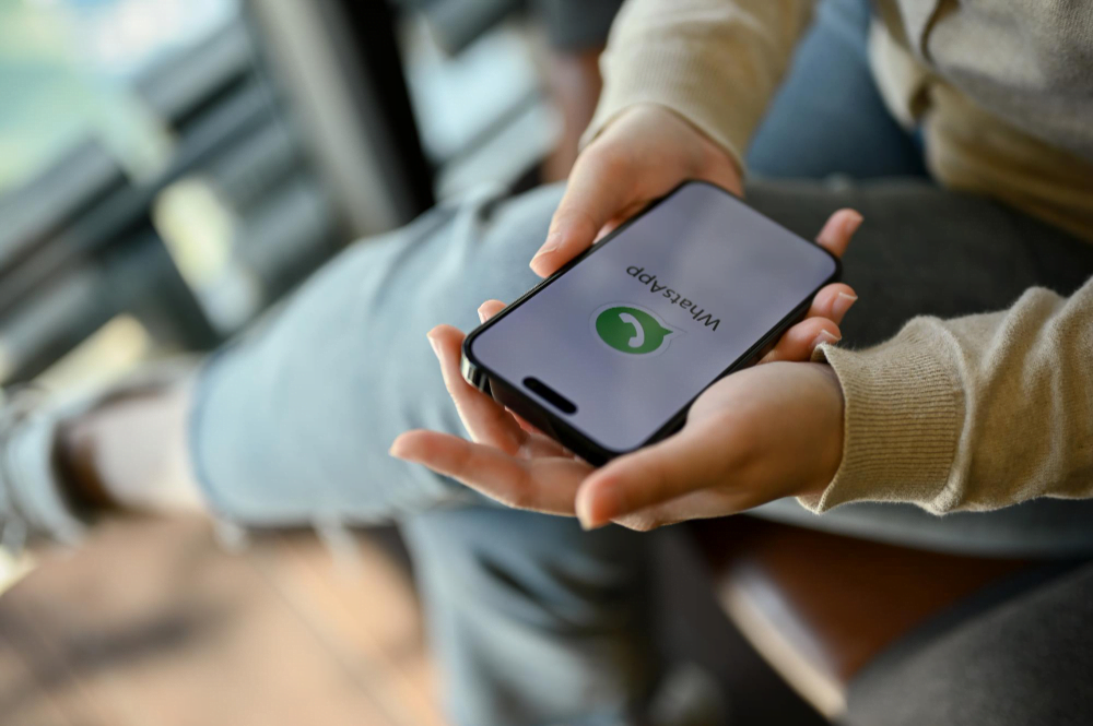 Como tirar o online do WhatsApp