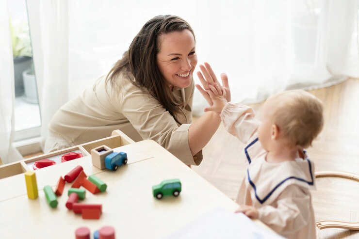 Curso grátis de Babá
