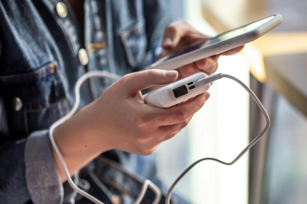 Como fazer o celular carregar mais rápido