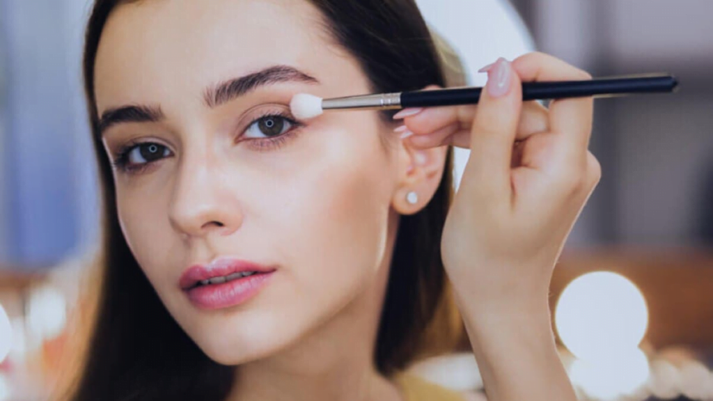 Aplicativo para aprender maquiar os olhos: para iniciantes e profissionais 3 Aprender a maquiar os olhos