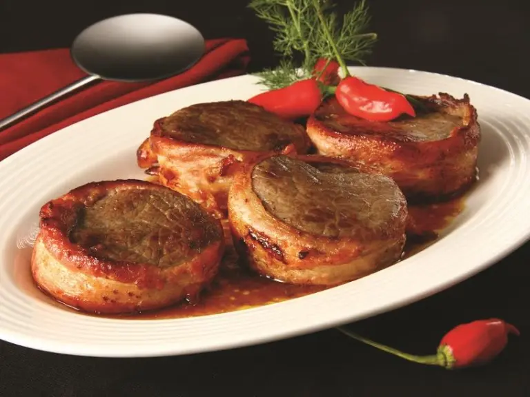 Jantar romântico simples