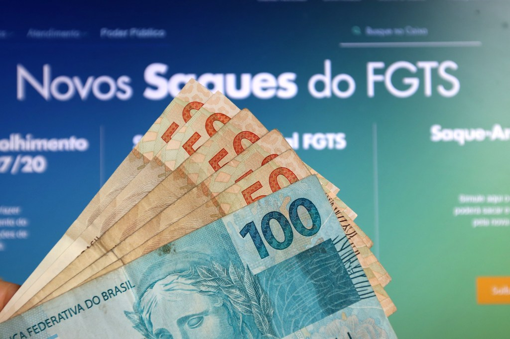 Solicitar o saque aniversário do FGTS