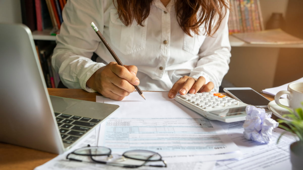 The Must-Have Apps for Budgeting in 2025 2 Apps for Budgeting in 2025