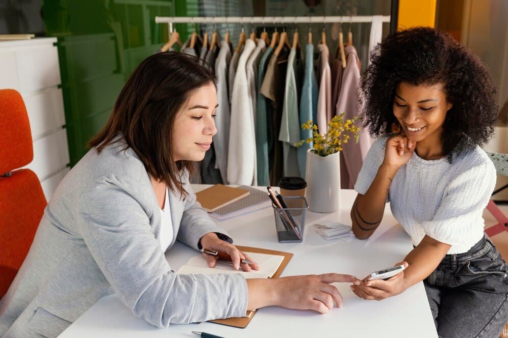 Aplicativo gratuito para consultoria de estilo pessoal online com IA 4 Consultoria de estilo pessoal