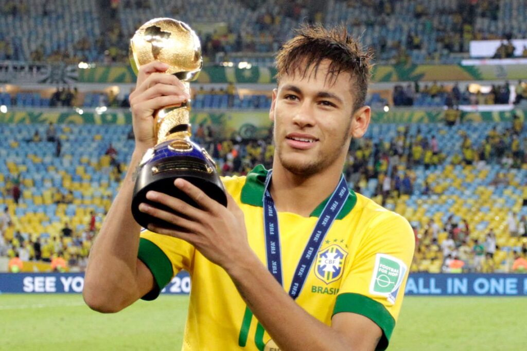15 curiosidades sobre o Neymar (um dos maiores nomes do futebol) 13 Curiosidades sobre o Neymar
